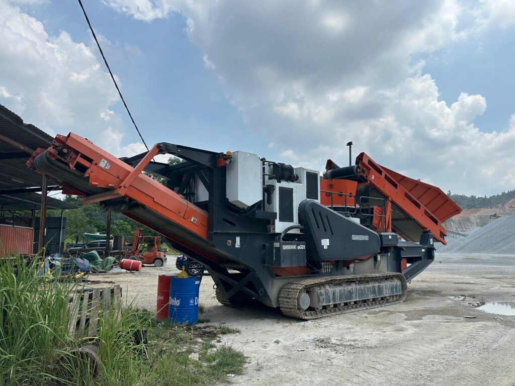 Sandic Mining SANDVIK QH331 SECOND MOBILE PLANT | KH Chin Trading Sdn Bhd